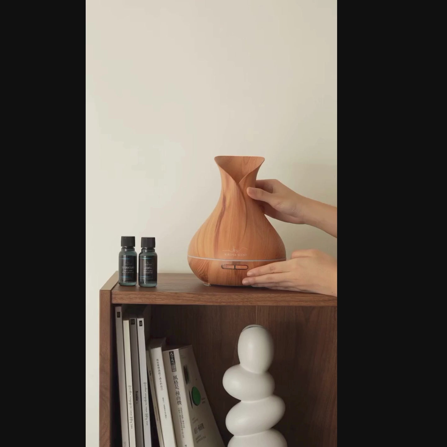 Tulip Aroma Diffuser 500ml (Dark Wood)